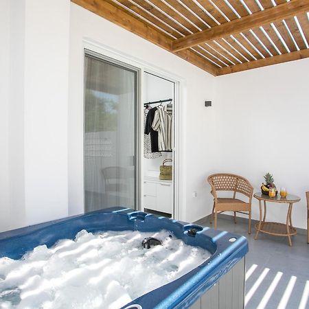 Calma Luxury Studios & Suites Faliraki Exterior foto
