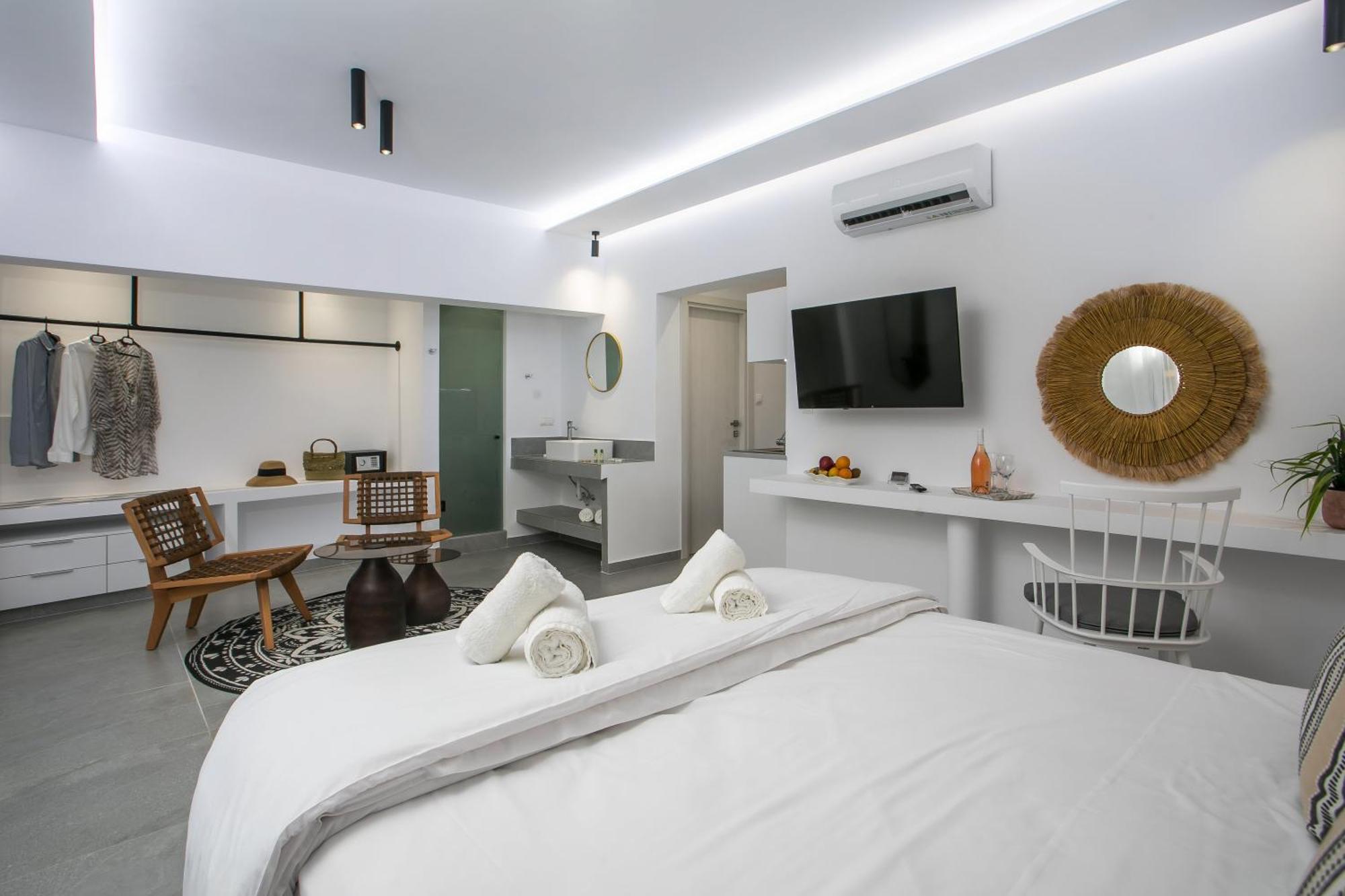 Calma Luxury Studios & Suites Faliraki Exterior foto