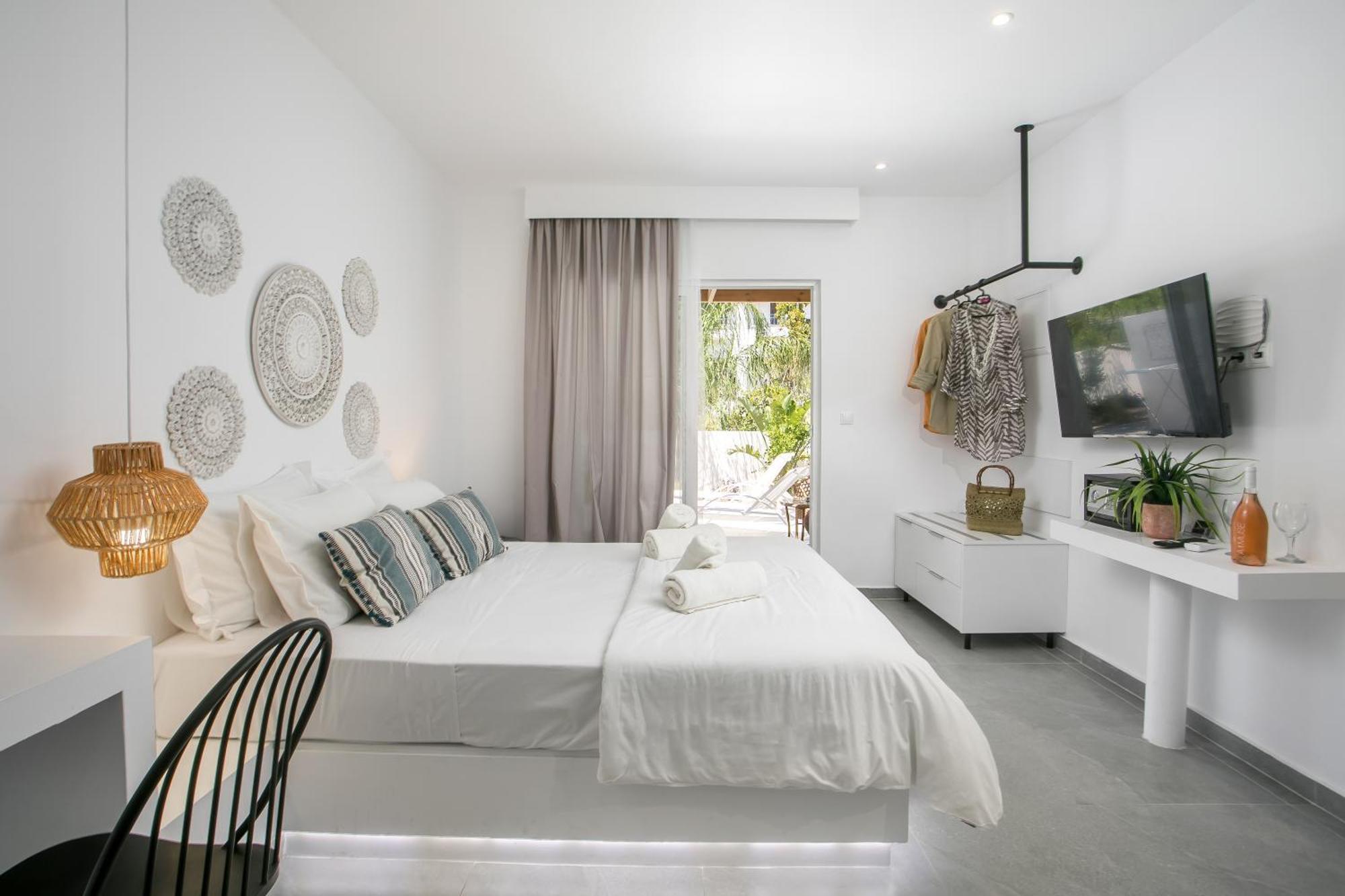 Calma Luxury Studios & Suites Faliraki Exterior foto